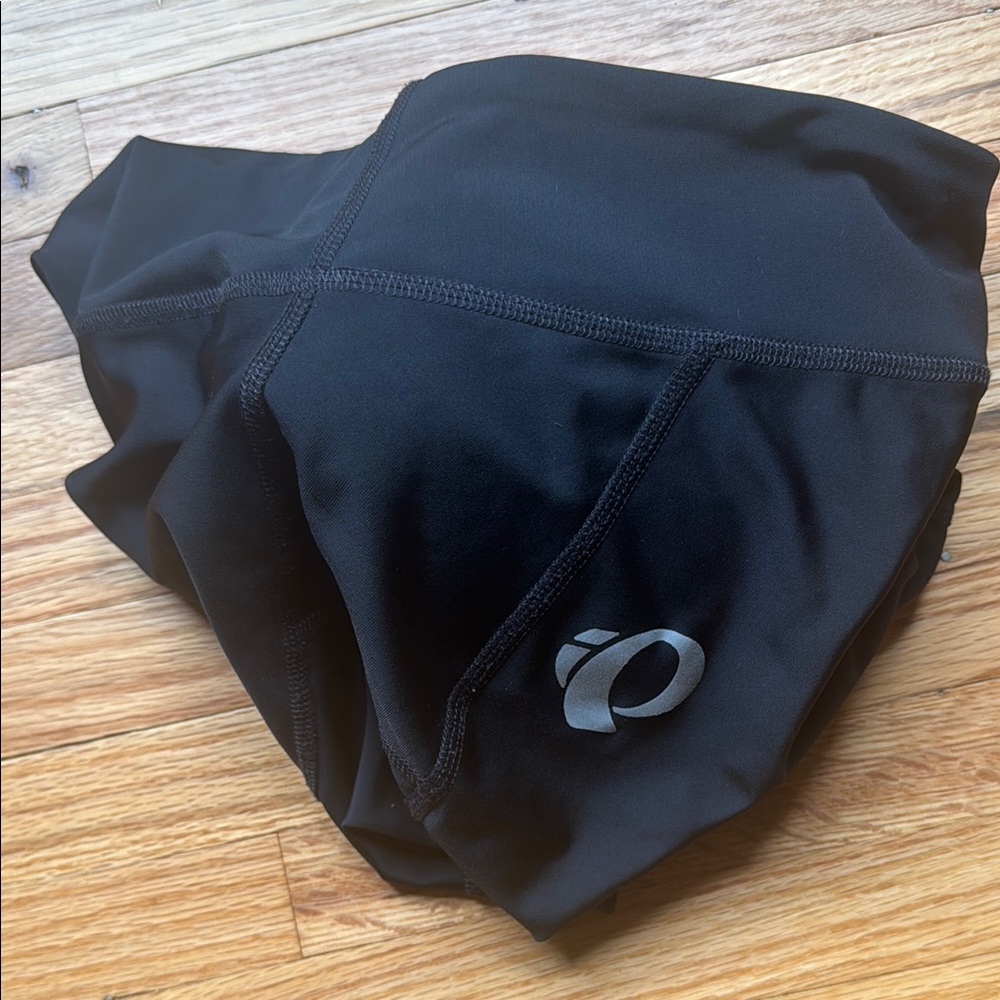 Women’s Pearl Izumi Black Cycling Shorts